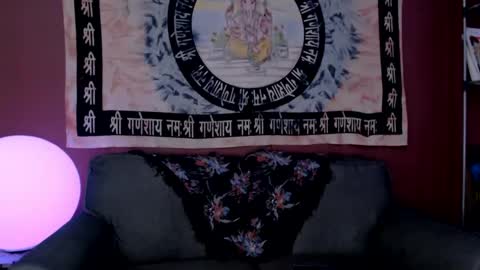 Snapshot of only1jtreasure chatting on December 2024 11:43:02 PM Only1JTreasure online show from December 2024 11:43:02 PM