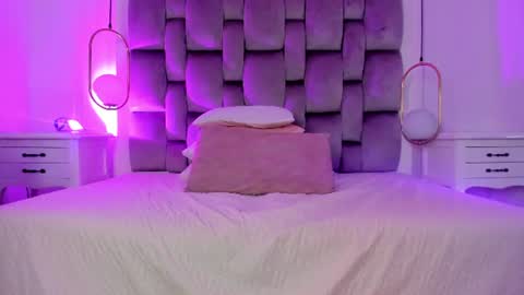 Snapshot of onlygia chatting on July 2026 05:05:02 AM Only online show from July 2026 05:05:02 AM