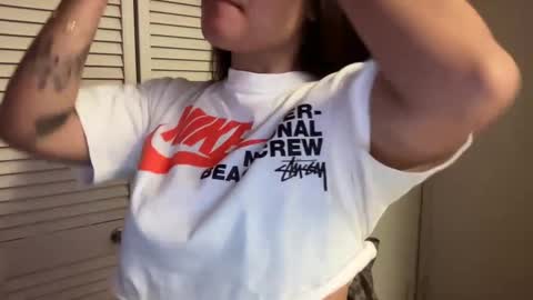 Miss Girly online show from September 2025 06:47:02 AM