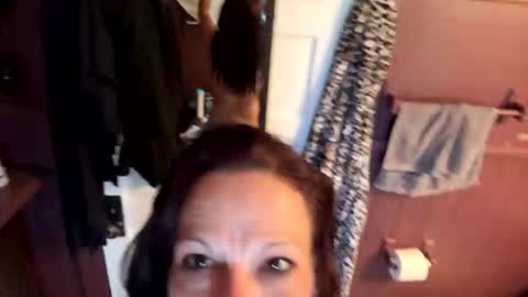 Jolene online show from April 2026 03:20:02 PM