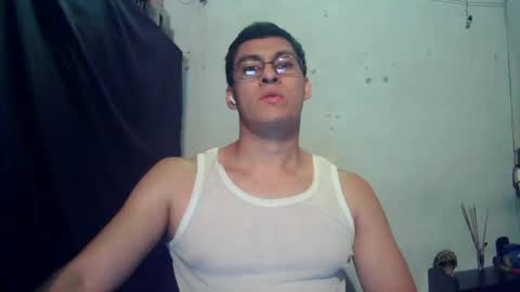 Snapshot of oomaurooo chatting on June 2026 04:35:01 AM oomaurooo online show from June 2026 04:35:01 AM