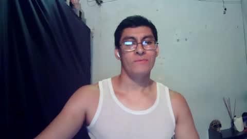 Snapshot of oomaurooo chatting on July 2026 07:49:01 AM oomaurooo online show from July 2026 07:49:01 AM