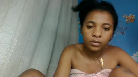 Snapshot of ooooranorosoa chatting on June 2026 01:43:02 AM ooooranorosoa online show from June 2026 01:43:02 AM