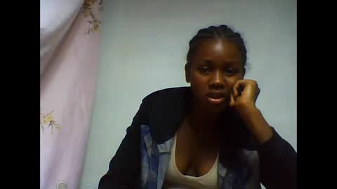 Snapshot of oooorazanasoa chatting on May 2026 01:27:01 PM oooorazanasoa online show from May 2026 01:27:01 PM