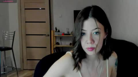 Snapshot of oops_britney chatting on January 2026 08:01:02 PM Britney online show from January 2026 08:01:02 PM