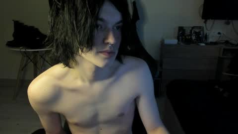 Bella and John online show from May 2026 07:07:01 PM