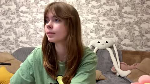 Snapshot of oracorker chatting on September 2025 08:11:02 PM Coraline online show from September 2025 08:11:02 PM