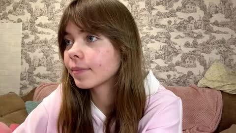 Snapshot of oracorker chatting on October 2025 08:31:01 PM Coraline online show from October 2025 08:31:01 PM