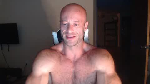 Snapshot of oregon87 chatting on July 2026 05:38:01 AM The Oregon Lumberjack online show from July 2026 05:38:01 AM