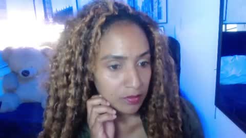 Snapshot of orhiana_ chatting on August 2026 06:54:02 PM Ori online show from August 2026 06:54:02 PM