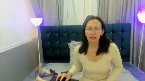 Snapshot of oriana_jhonson chatting on April 2026 12:09:02 PM Oriana online show from April 2026 12:09:02 PM