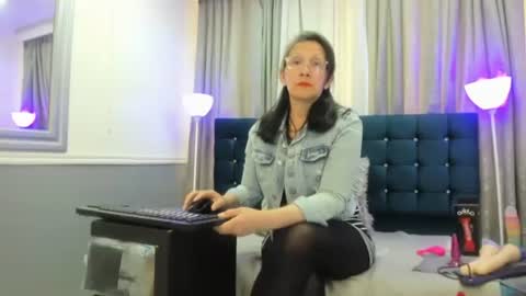 Snapshot of oriana_jhonson chatting on April 2026 01:20:01 PM Oriana online show from April 2026 01:20:01 PM