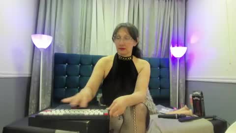 Snapshot of oriana_jhonson chatting on June 2026 12:22:02 AM Oriana online show from June 2026 12:22:02 AM