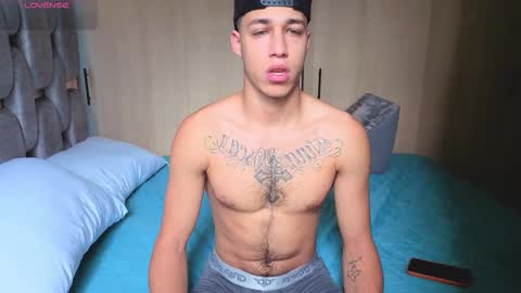 Orionblaze 69  online show from December 2025 06:59:02 PM