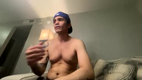 Snapshot of orlando702 chatting on October 2025 02:15:01 AM orlando702 online show from October 2025 02:15:01 AM