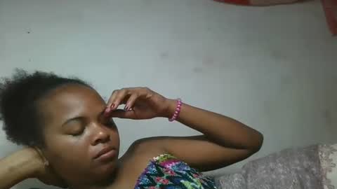 ornellahhh online show from November 2025 01:19:01 AM