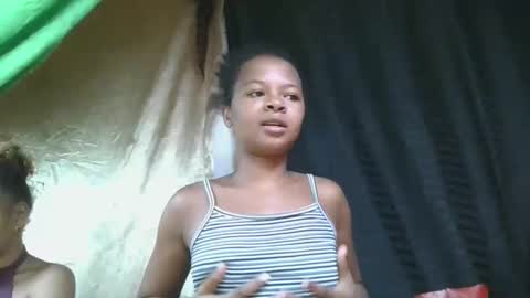 ornellahhh online show from December 2025 08:20:02 AM