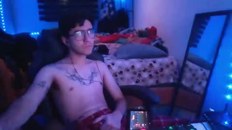 Snapshot of oscar252s chatting on November 2025 05:08:02 AM Oscar online show from November 2025 05:08:02 AM