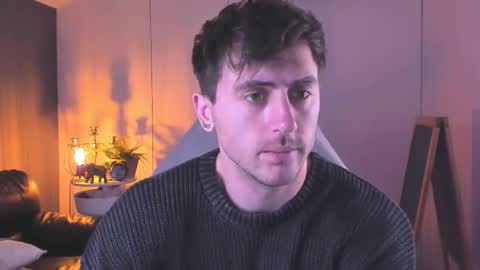 Oscar online show from November 2025 09:13:01 PM