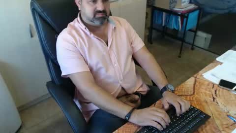 Oscar online show from October 2025 04:57:02 PM