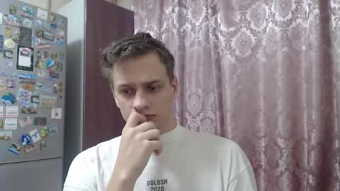 Snapshot of oscar_sssky chatting on December 2025 12:40:02 AM Oscar online show from December 2025 12:40:02 AM