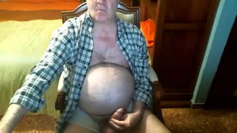 Snapshot of oscarw chatting on December 2024 04:27:02 PM Oscar online show from December 2024 04:27:02 PM