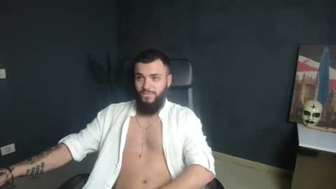 Snapshot of oscarwills chatting on July 2026 03:24:01 AM OscarWills online show from July 2026 03:24:01 AM