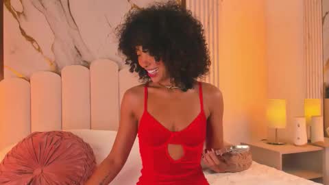 Oshun  online show from November 2025 12:38:01 PM