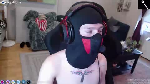 Snapshot of osirisbad chatting on February 2025 08:19:01 PM osirisbad online show from February 2025 08:19:01 PM