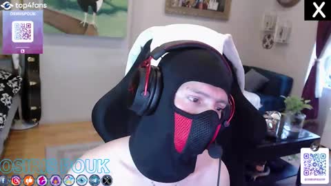 Snapshot of osirisbad chatting on February 2025 09:58:02 PM osirisbad online show from February 2025 09:58:02 PM