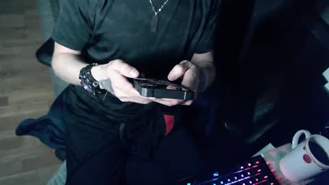 Snapshot of osirisbad chatting on March 2025 12:00:02 AM osirisbad online show from March 2025 12:00:02 AM