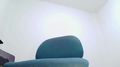 Bear Gael online show from November 2025 06:37:02 PM