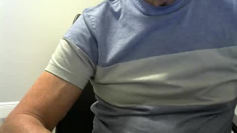 Ossi online show from November 2025 11:59:01 PM