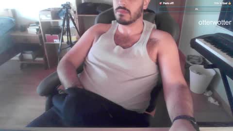 Snapshot of otterwotter chatting on December 2024 01:13:02 PM Wotter online show from December 2024 01:13:02 PM