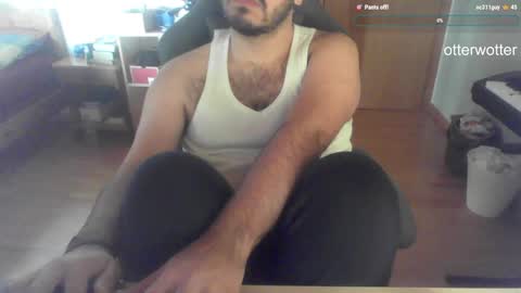 Snapshot of otterwotter chatting on January 2025 11:43:02 AM Wotter online show from January 2025 11:43:02 AM