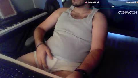 Snapshot of otterwotter chatting on September 2025 01:02:02 PM Wotter online show from September 2025 01:02:02 PM