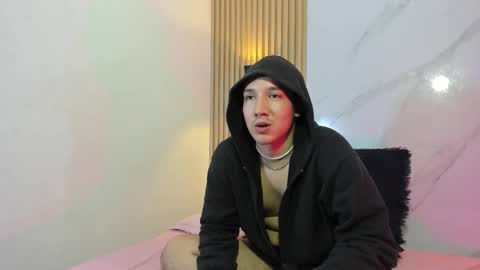 Otto Andrew online show from January 2026 08:07:01 PM