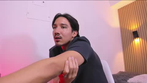 Otto Andrew online show from April 2026 07:33:01 AM