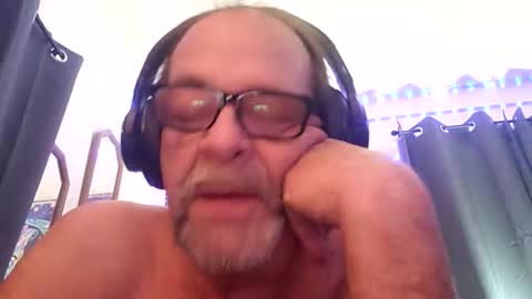 ou8124824 online show from January 2026 03:00:01 AM