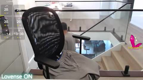 Snapshot of outdoornakedguy11_007 chatting on April 2026 04:43:02 AM outdoornakedguy11_007 online show from April 2026 04:43:02 AM