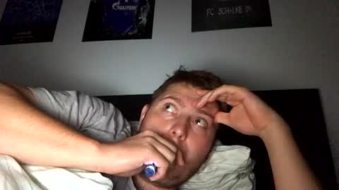 outflayd online show from November 2025 12:09:02 AM