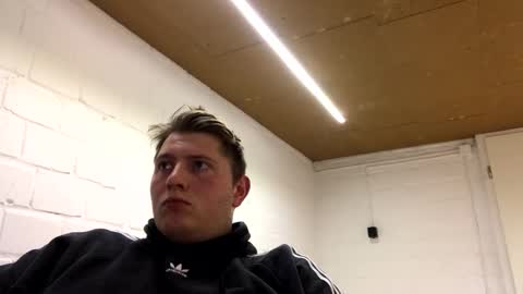 outflayd online show from February 2026 07:10:01 PM