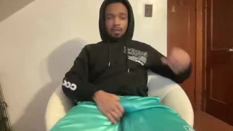 outofhisleague_ online show from November 2025 07:23:02 PM