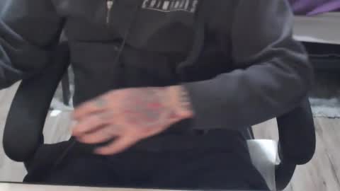 Snapshot of owax23 chatting on January 2025 02:23:01 AM owax23 online show from January 2025 02:23:01 AM