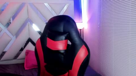 Snapshot of owen_blaze3 chatting on June 2026 03:19:02 AM owen blaze online show from June 2026 03:19:02 AM