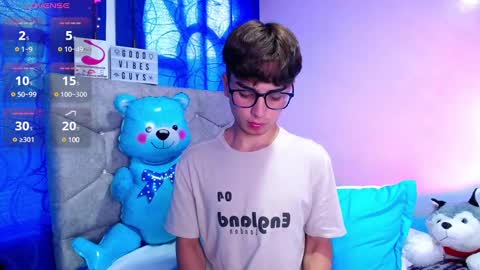 Owen  Independent model  online show from December 2024 09:13:02 PM