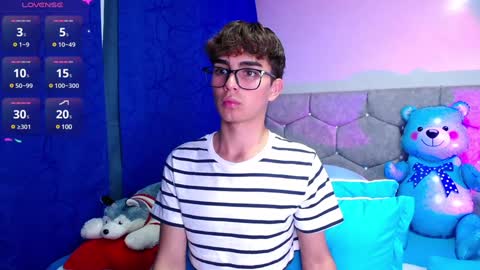 Owen  Independent model  online show from February 2025 06:04:01 AM