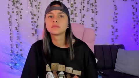 Owen foxx online show from December 2025 02:32:02 PM