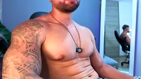 Snapshot of owenmaximus814 chatting on April 2026 11:18:01 PM Maximus Owen online show from April 2026 11:18:01 PM