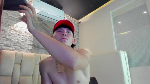 owwn online show from October 2025 03:48:01 AM